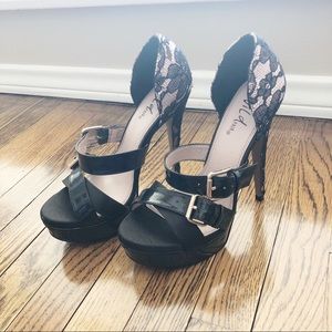 BLACK STRAPPY WILD PAIR HEELS